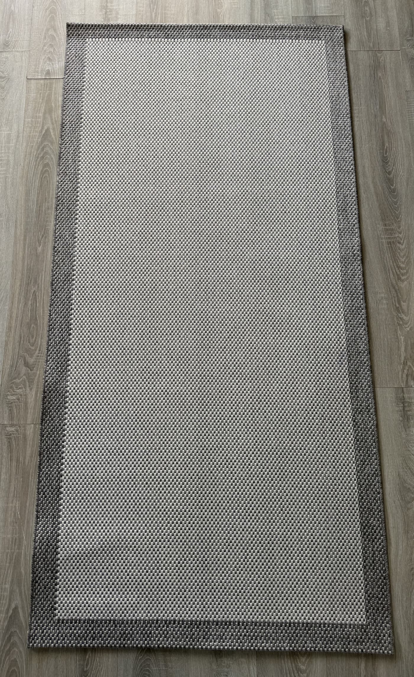 Sisal Gümüş Füme Bordürlü — Safir Halı Sisal koleksiyonu — gümüş–füme dikdörtgen halı — Akrilik iplik — B04